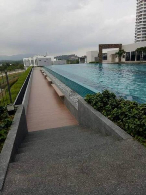 SS CondoStay Residensi Lili, Nilai nearby KLIA, USIM - infinity pool, wifi, smart tv